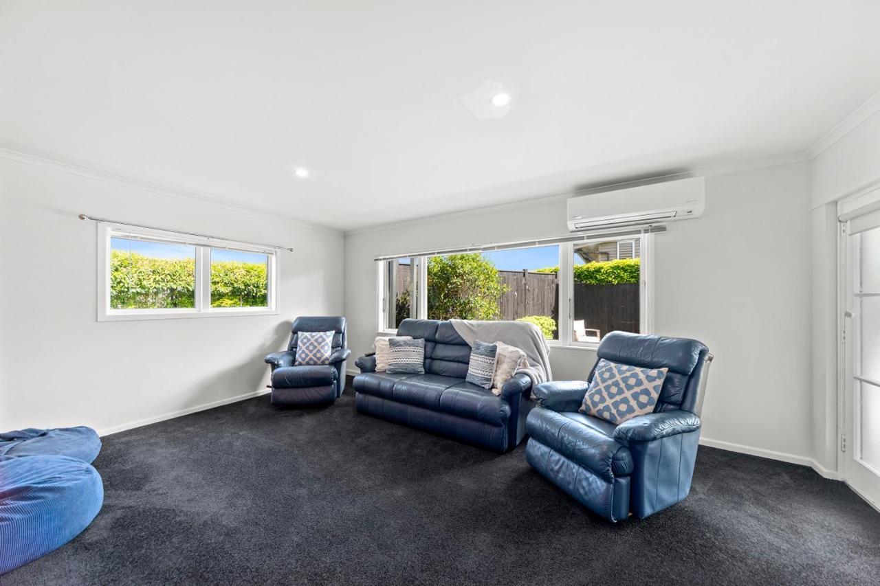 Hilltop House - Taupo Ngoại thất bức ảnh