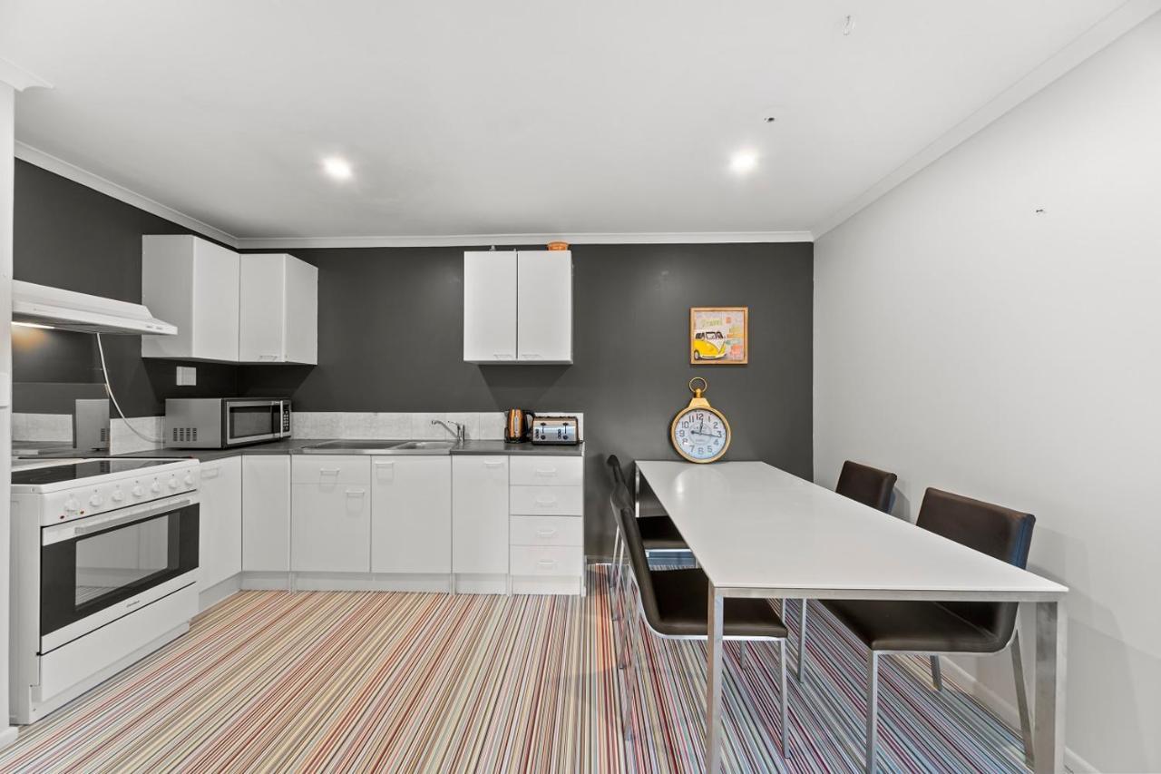 Hilltop House - Taupo Ngoại thất bức ảnh